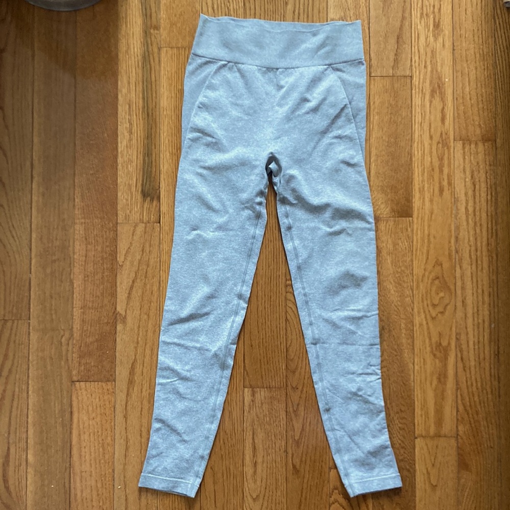 EUC Gymshark seamless high waisted Flex leggings in Light Grey Marl size L